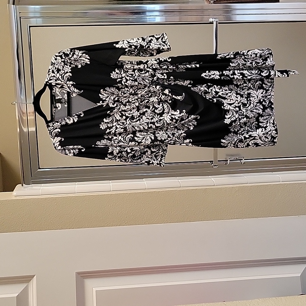 Macy's INC brand, size Petite XL or approximately 12-14